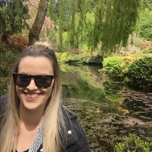 Meet your Posher, Mel